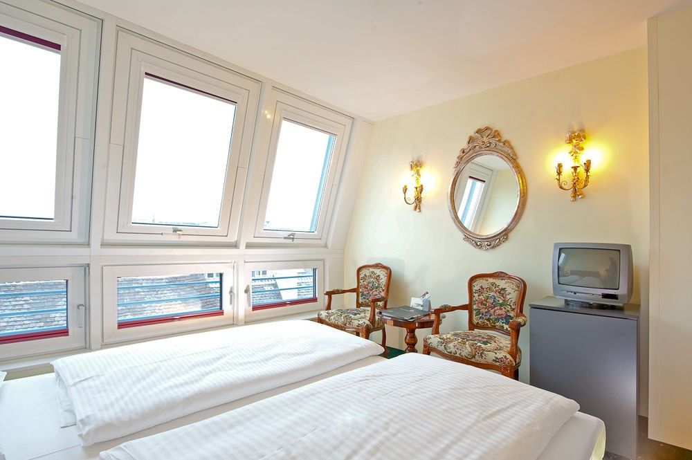 Graben Hotel Vienna Room photo